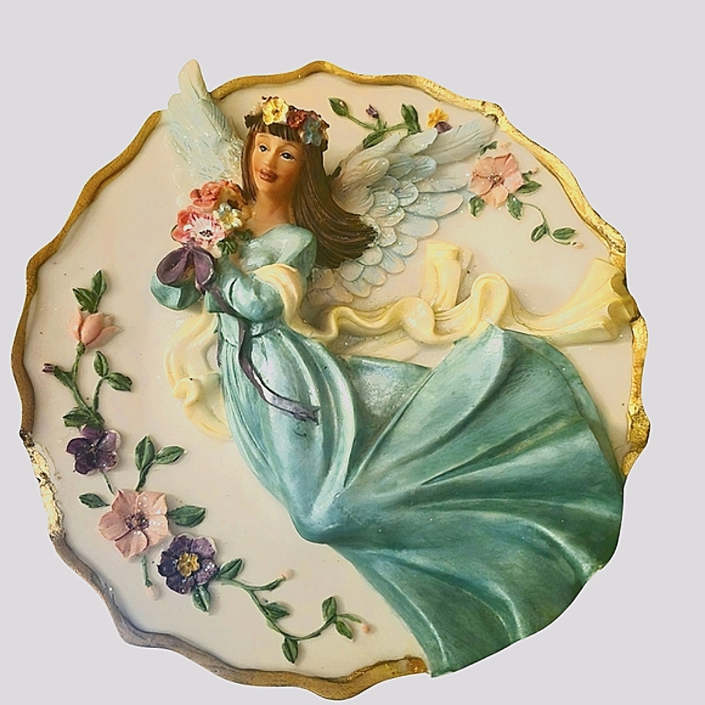 Handcrafted decorative 3D Collectable Winged Angel Wall  Plate Flowers Gold Trim